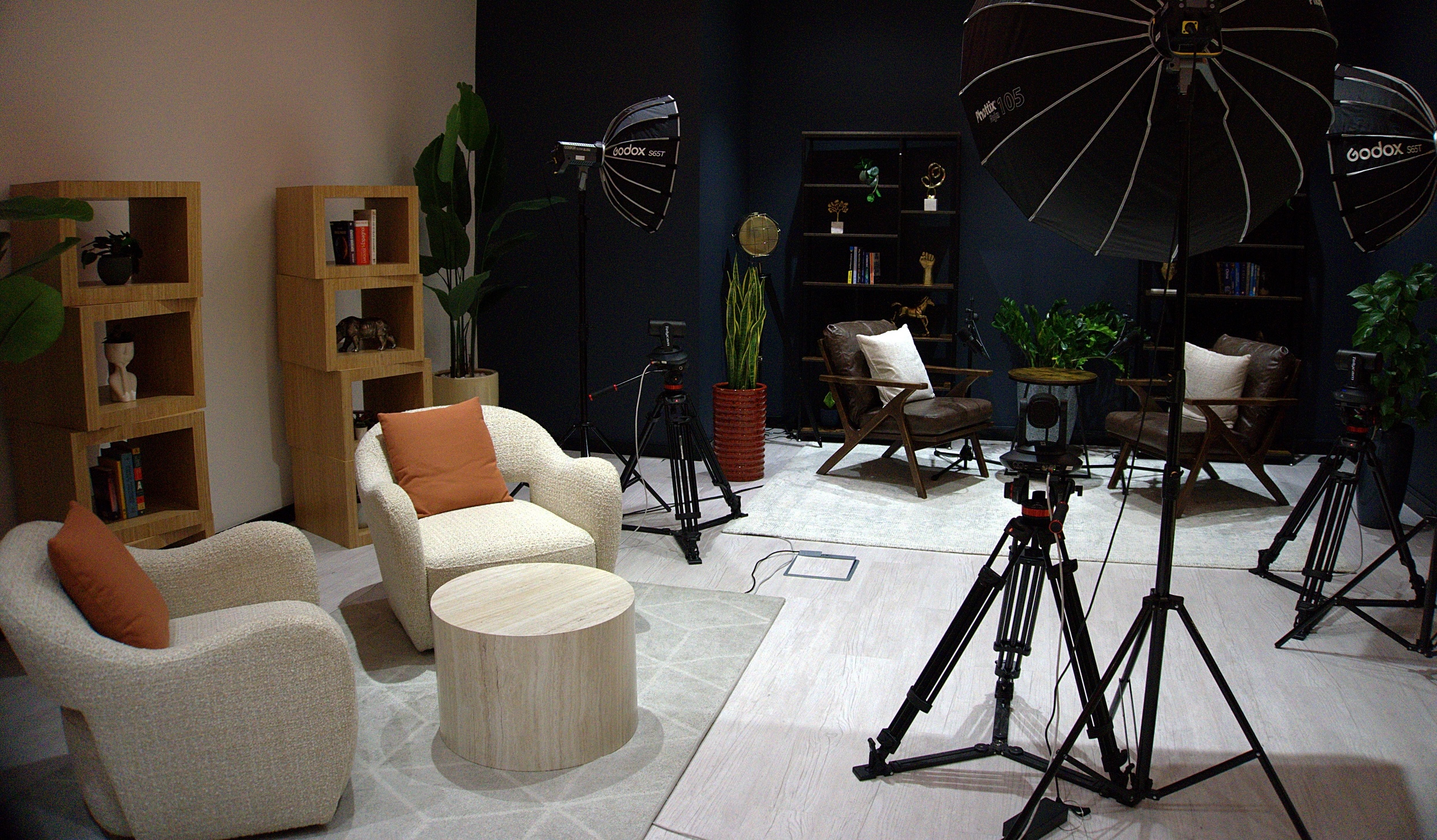 seed:pod24-studio-sets:pod24-studio-wide.jpg